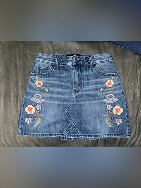 Hollister Women’s Blue Denim Mini Skirt with Floral Embroidery